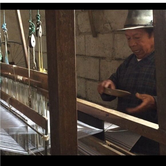 Beautiful alpaca scarf from Ecuador so soft and warm! - Picture 8 of 9